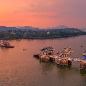 图片区小说区自拍亚洲
